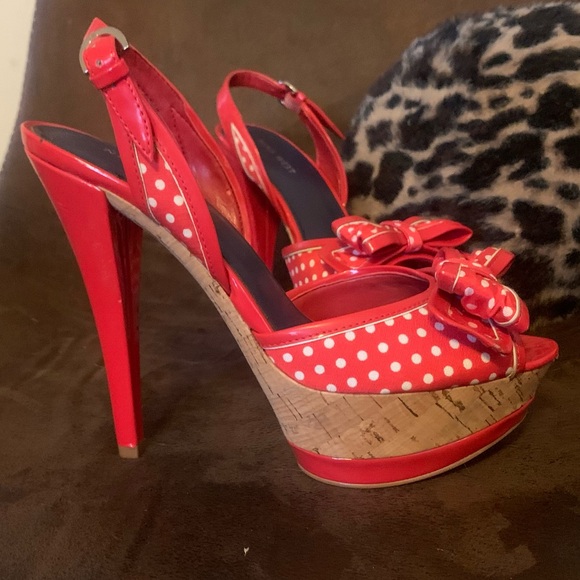 Red & White w/Cork Polka Dot Heels Nine West S 8 - Picture 3 of 4